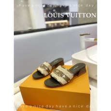 Louis Vuitton Slippers